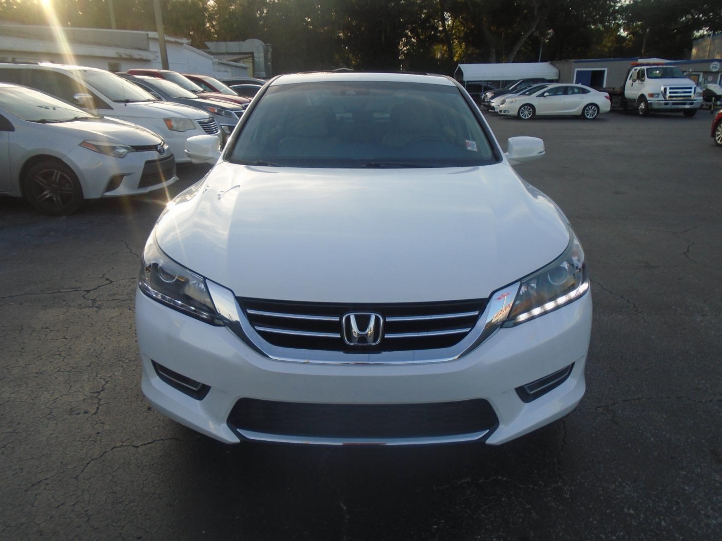 2013 Honda Accord EX-L V6 Sedan AT (1HGCR3F89DA) with an 3.5L V6 SOHC 24V engine, 6-Speed Automatic transmission, located at 6112 N Florida Avenue, Tampa, FL, 33604, (888) 521-5131, 27.954929, -82.459534 - Photo#1